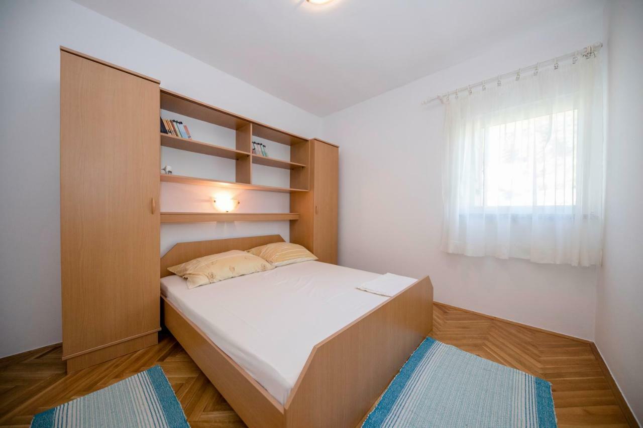 Kuca Leonora Appartement Banjol Buitenkant foto